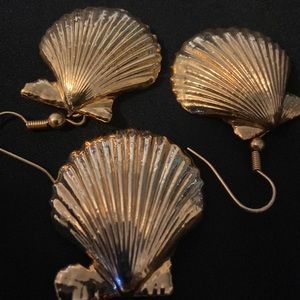 Gold plated seashell pendant and French hook earrings. Shell jewelry